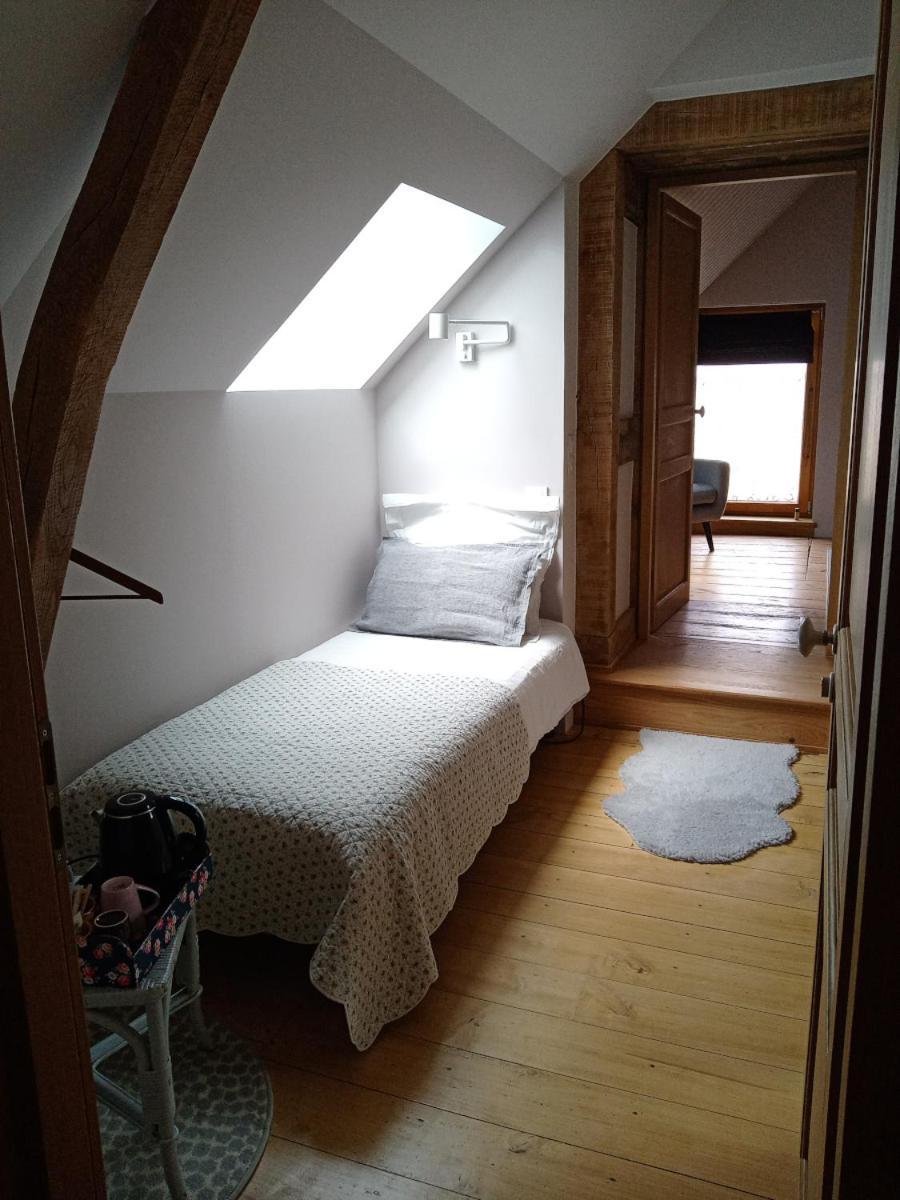 A La Mainguere, Chambres D'Hotes Brece  Exterior photo